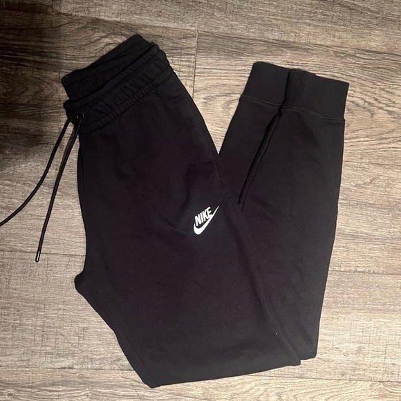 Nike black joggers youth size XS preloved - Picture 1 of 7